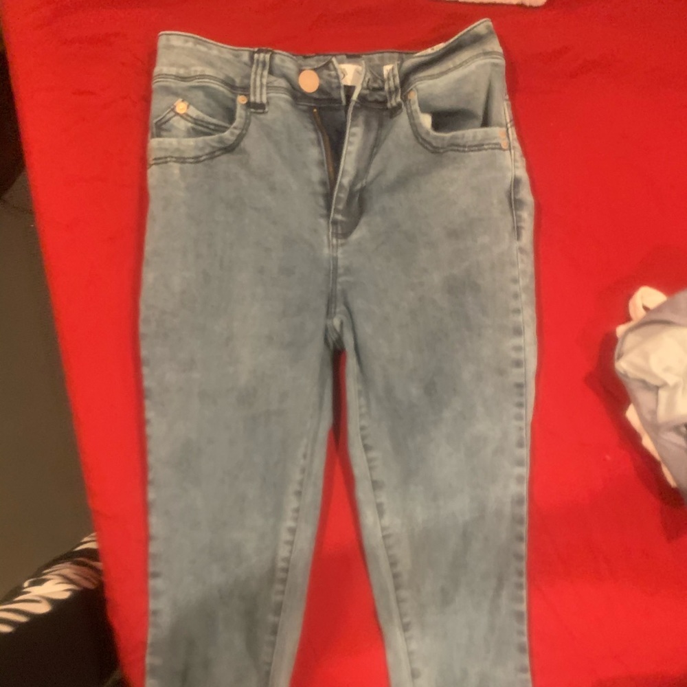 Wannabettabutt jeans size 5 mid rise